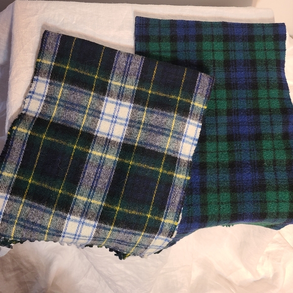 Two plaid tartan Scottish scarf scarves - Picture 3 of 4
